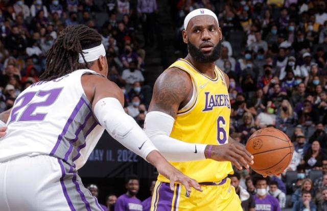 开云官网-【观察】季前赛令人失望的球队 360湖人只是纸老虎?